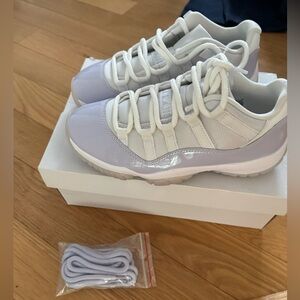 Jordan retro 11s BRAND NEW woman’s 7.5